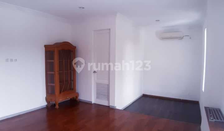 One Gate, Jalan Lebar, Asri