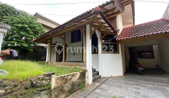 Cinere megapolitan blok fghj luas 240 rumah harga miring