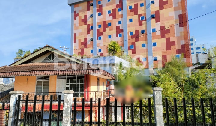 BALIKAPAN HOUSE NEAR NOVOTEL HOTEL AND BEKAPAI GARDEN BALIKAPAN HOUSE NEAR NOVOTEL HOTEL AND BEKAPAI GARDEN