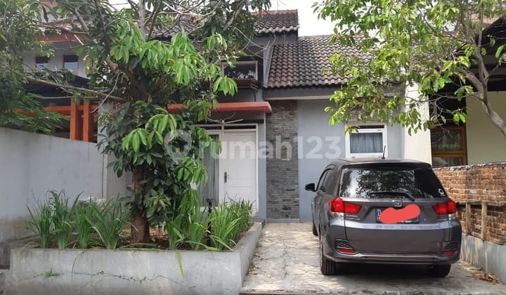 Rumah Siap Huni Lingkungan Nyaman di Batujajar Regency