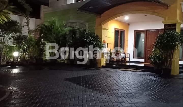 RUMAH 2 LT DI RAYA KERTAJAYA INDAH KOMERSIAL AREA SURABAYA TIMUR