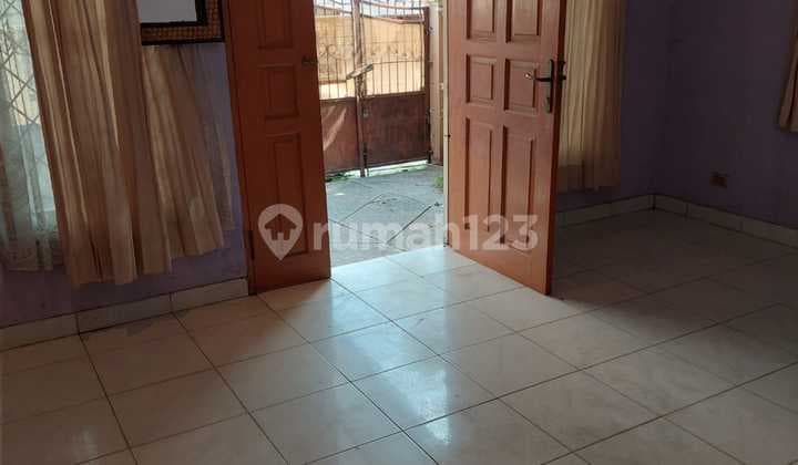 Rumah 2 Lantai di Jl. Kramat Pela 1 / Barito, Kebayoran Baru
