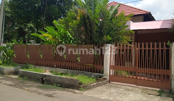 Rumah Dijual di Darmo Permai Timur, Surabaya