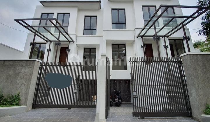 Townhouse Baru Di Permata Hijau Semi Furnished