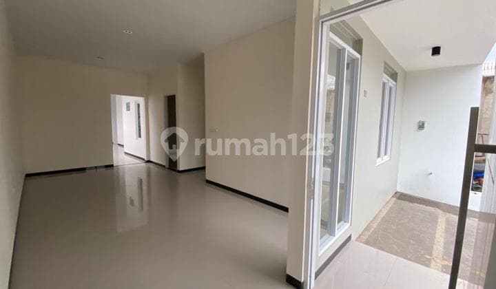 Hot listing.. very nice comfortable minimalist new house in TKI V location.