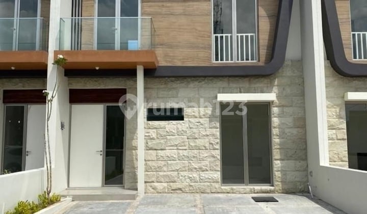Rumah 2 lantai Dijual di Greenland Residence, Garbera, Surabaya Barat Rumah 2 lantai Dijual di Greenland Residence, Garbera, Surabaya Barat