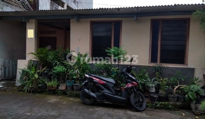 Rumah Di Lokasi Strategis Dekat Kampus Amikom Dan Puskesmas Condongcatur.