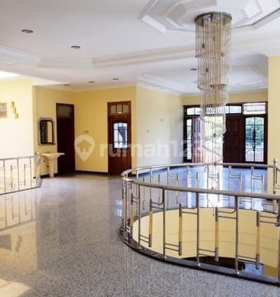 Dijual rumah mewah manyar kertoarjo nego sampai deal