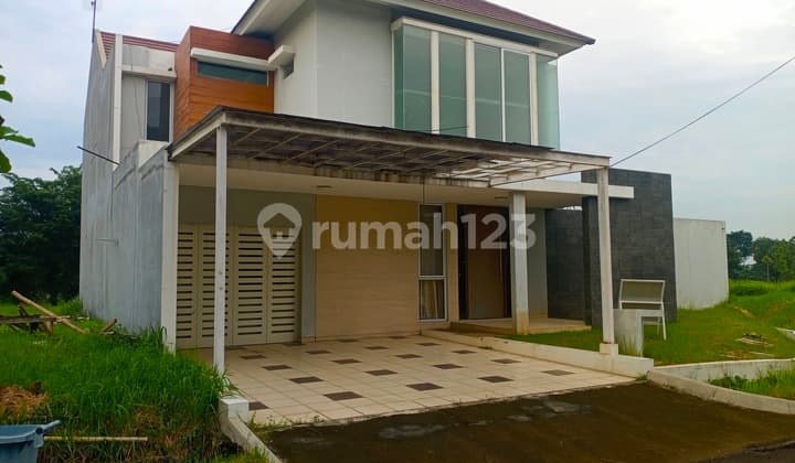 Dijual Rumah Besar Taman Simpruk Summer Bliss Lippo Cikarang Siap Huni - Diskon Besar Promo Kemerdekaan 2025