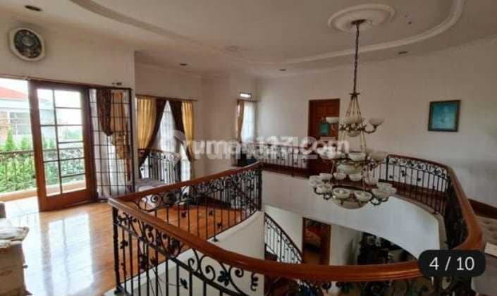 Dijual Rumah Mewah di Setiabudi Regency Bandung