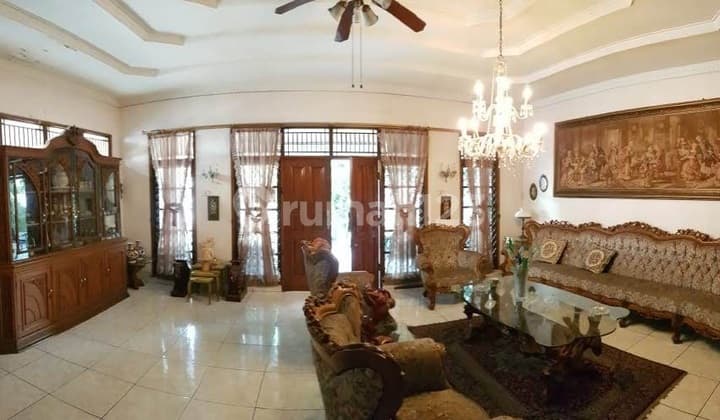 Rumah Siap Huni Bisa Untuk Usaha di Tebet Timur Raya