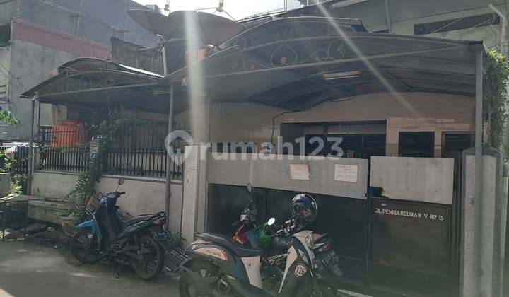 (0312JBR)DIJUAL MURAH RUMAH TINGGAL PLUS KOS Lokasi STRATEGIS DEKAT BELAKANG MALL GAJAHMADA Dan PERKANTORAN Rp2.9m nego #Contack:Menerima Titip Jual,beli,Sewa Property hub:Antolukas Wa 0813xxxxxxxx
