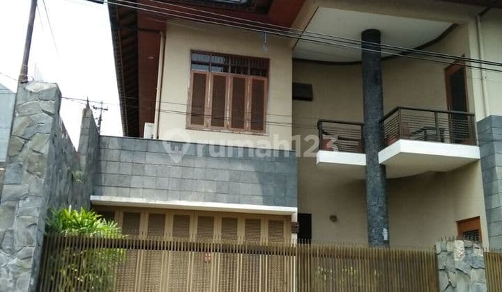 Rumah Lux Kautaman Istri , Dewi Sartika Pusat Kota