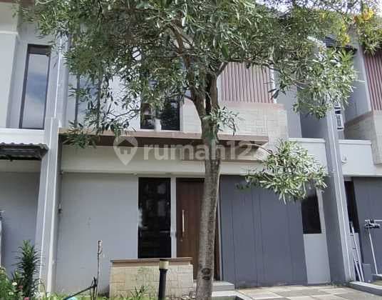 Dijual rumah siap huni modern minimalis lebar 7 di the mozia bsd