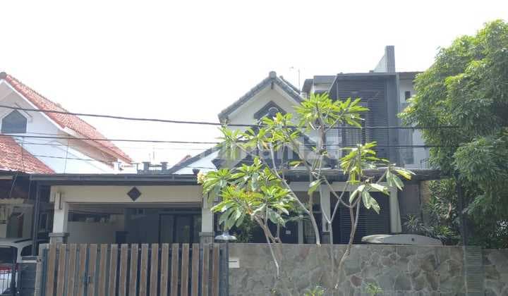 Dijual Rumah Nyaman di Cluster Anggrek Loka, Graha Raya Tangerang