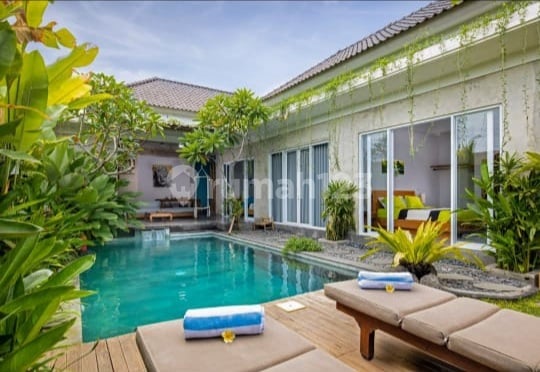 Villa for sale near Saba Beach