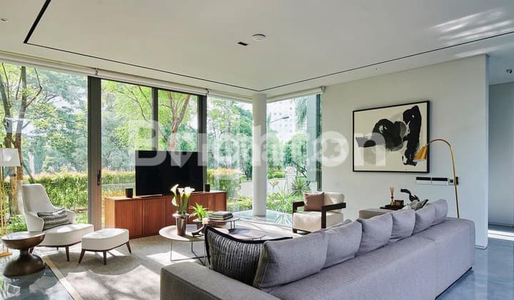PAKHAWON INDAH MODERN VERY LUXURIOUS HOUSE with SWIMMING POOL near mall, business and commercial center.
