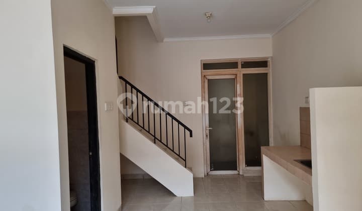 RUMAH MURAH DI PARK RESIDENCE TAMAN SURYA 5 JAKARTA BARAT