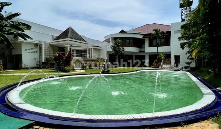 DIJUAL RUMAH MEGAH (SANGAT MENARIK) di Jl MADRASAH, AMPERA, JAKSEL