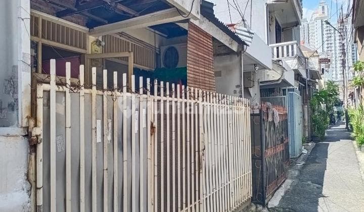 Rumah Bebas Banjir Dekat Pasar Kopro di Tanjung Duren. 20295