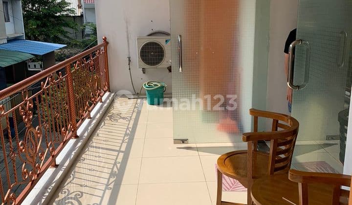 Rumah mewah sudah siap huni area Jakarta Utara lokasi super strategis harga juga terjangkau