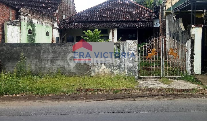 Rumah Strategis Cocok Untuk Kantor / Pertokoan Di Jalan Argowilis, Semen, Kediri