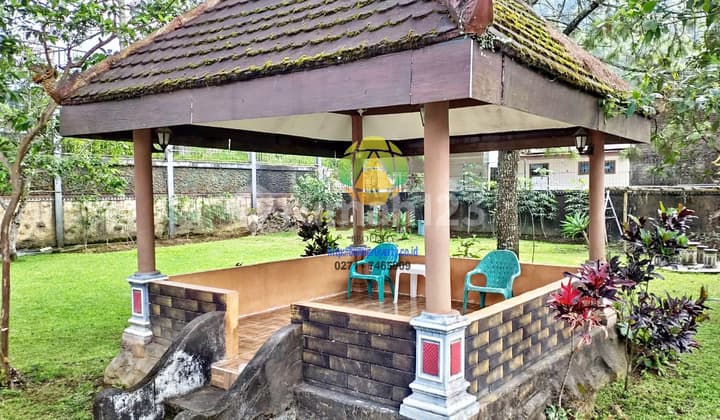 Villa Tawangmangu siap pakai