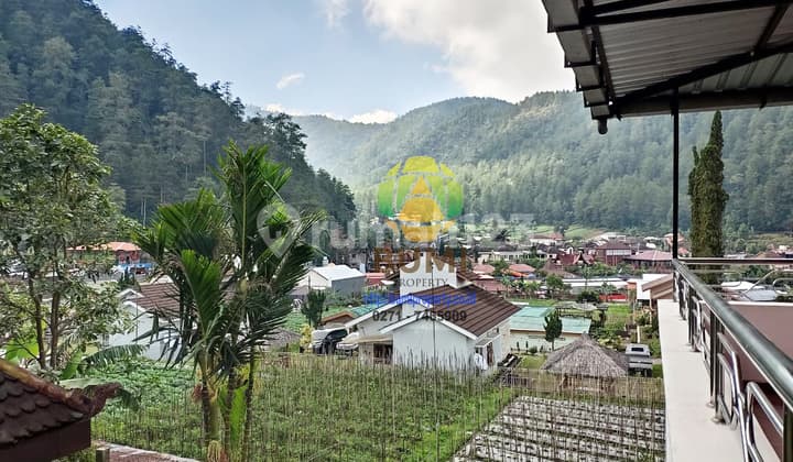 Villa Tawangmangu siap pakai