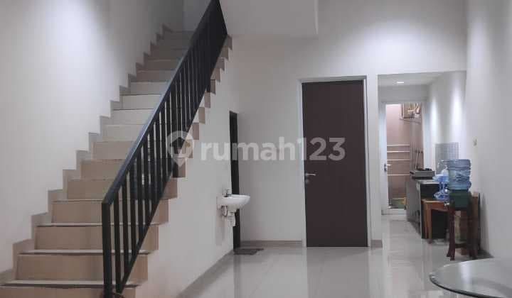 Dijual Rumah di Lippo Karawaci Utara. Rumah Rapi Siap Huni. Aman