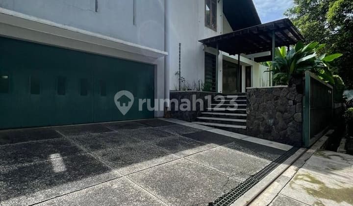 DIJUAL RUMAH MODERN ARSITEK di Jl PINANG MERAH, PONDOK INDAH, JAKSEL