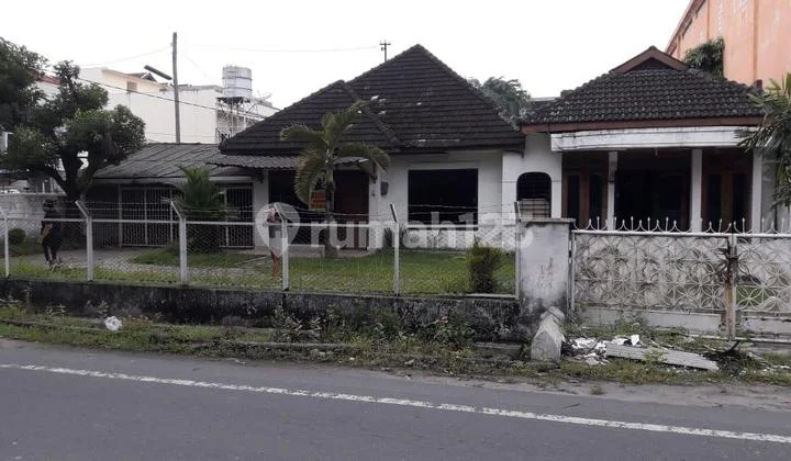 Rumah Dekat Jalan Gajah Mada Medan Sumatra Utara Rumah Dekat Jalan Gajah Mada Medan Sumatra Utara