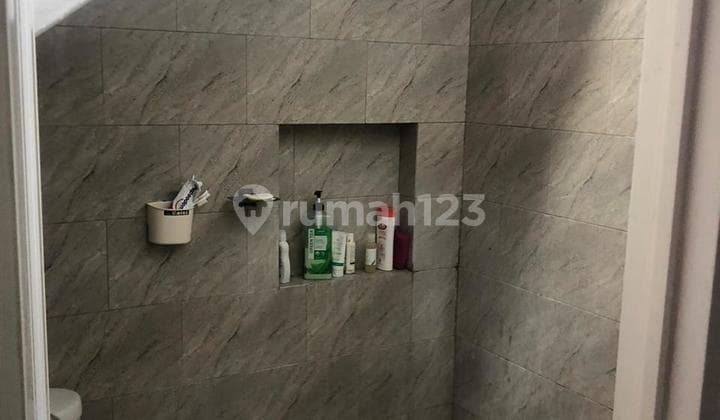 Rumah di Taman Semanan Indah, Hook Barat - Utara, Semi Furnish