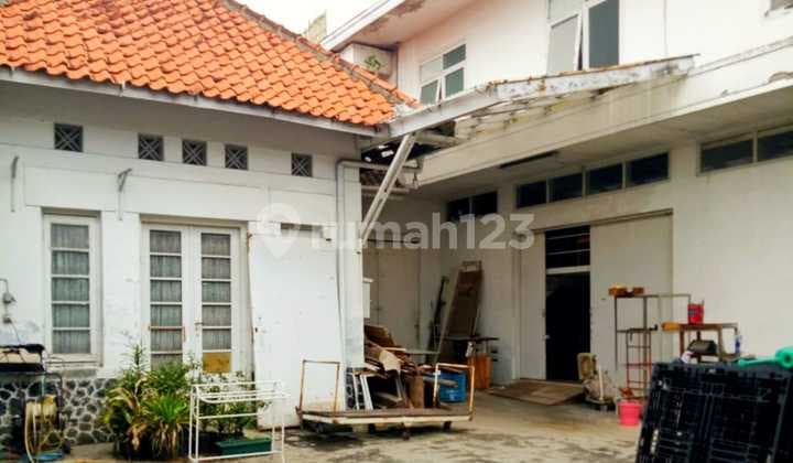 Jual Rumah Belanda Heritage Type C , di Sayap Riau, Bandung