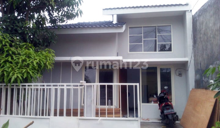 Rumah di Oma Indah, Menganti - Gresik, Cocok untuk Pasutri Muda, Siap Huni