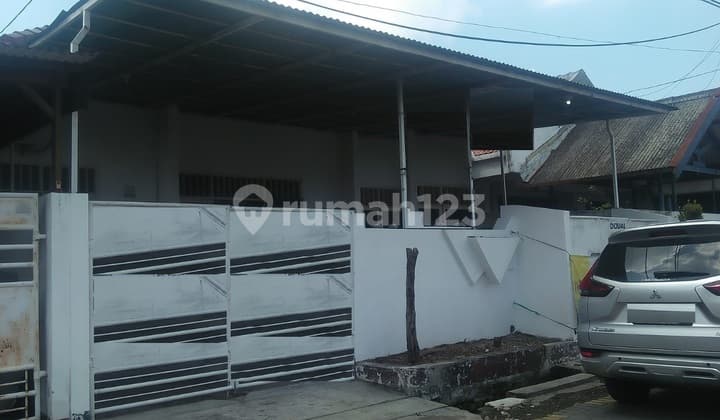 Dijual & Disewakan Rumah Siap Huni Lokasi Simpang Darmo Permai Selatan