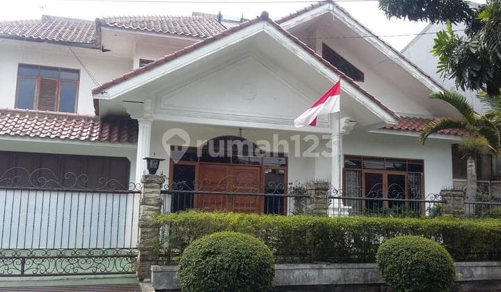 Rumah nyaman dan terawat di Sukaluyu Bandung