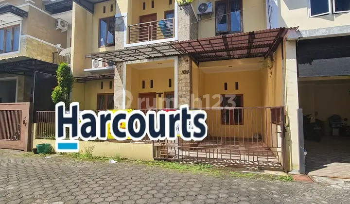 Nice, cheap, ready-to-occupy house in the new Solo cluster.