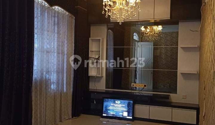 Hunian Aman Nyaman 2Lantai Furnished di Greenlake City