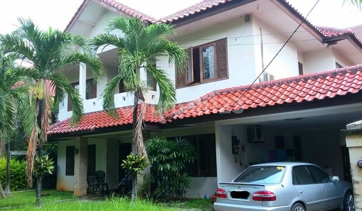Dijual Rumah 2 Lantai Dalam Komplek Daerah Jagakarsa Rp. 8.5 M Nego