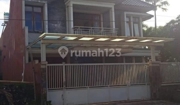 Rumah mewah di kawasan elit Tidar Malang GMK01030