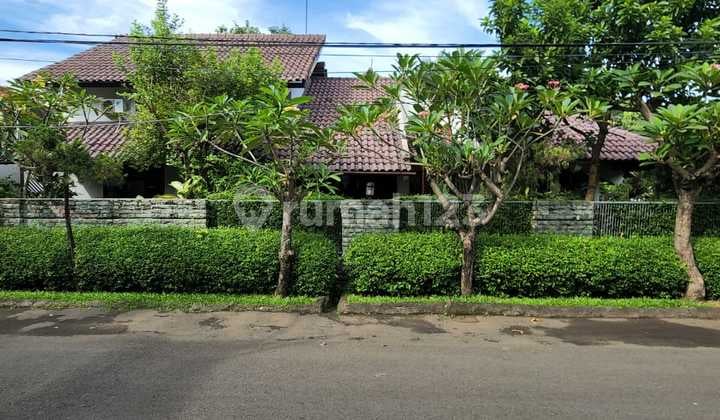 Dijual Rumah Dalam Komplek Besar Di Duren Sawit Jakarta Timur.