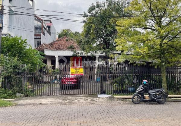 Rumah Lahan Parkir Luas Di Taman Beringin Cocok Untuk Usaha Rumah di Taman Beringin, Semarang Tengah