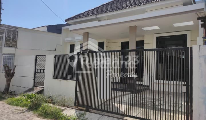 Rumah di Puri Anjasmoro , Semarang ( Ni 3901 )
