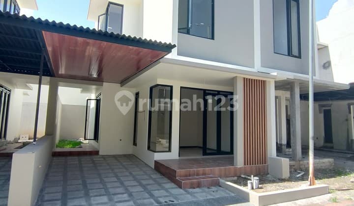 CEPAT RUMAH BAGUS DAN CANTIK BARU SIAP HUNI MODERN MINIMALIS