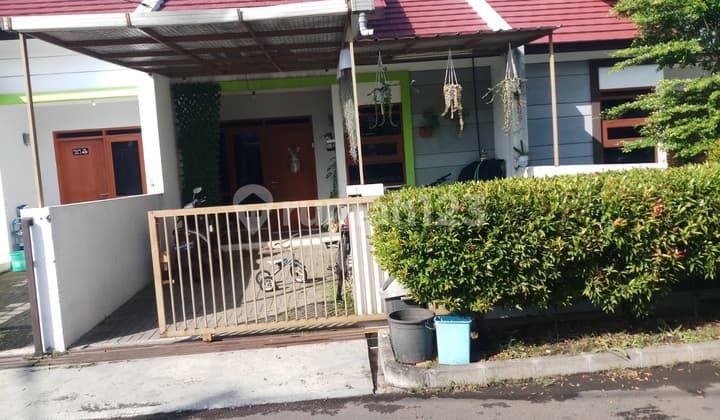 rumah minimalis bonus kitchen set komplek derwati mas, ciwastra