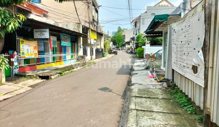 Rumah Bagus Unfurnished Sertifikat Hak Milik Setiabudi