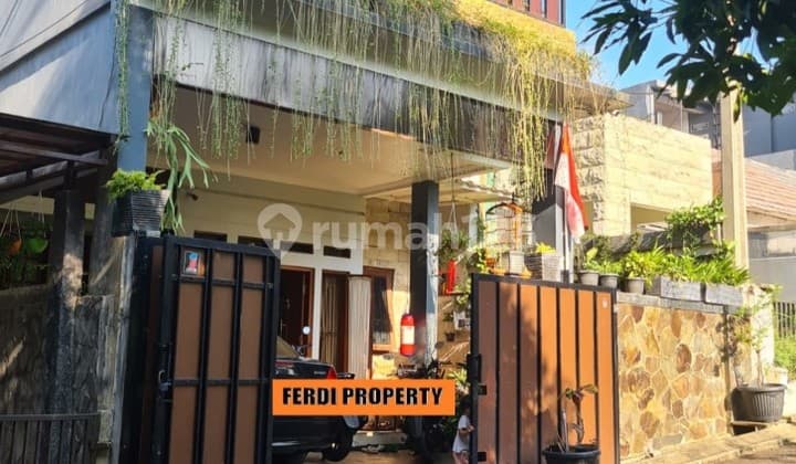 Rumah Unik Cantik Bukit Golf Cibubur