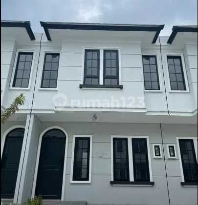 Mansion Nine New Minimalist is rare.