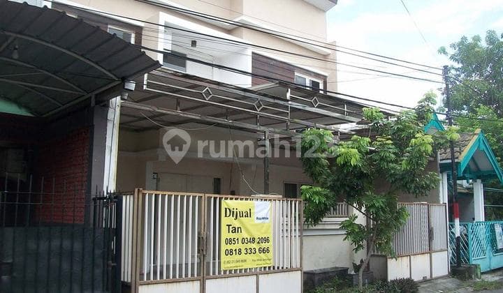Rumah Baru Gress Modern Minimalis di Griya Babatan Mukti (dekat jalan utama), Siap Huni