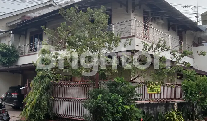 2-Story HomeStay Ekti Hasanah in Jogjakarta City Center